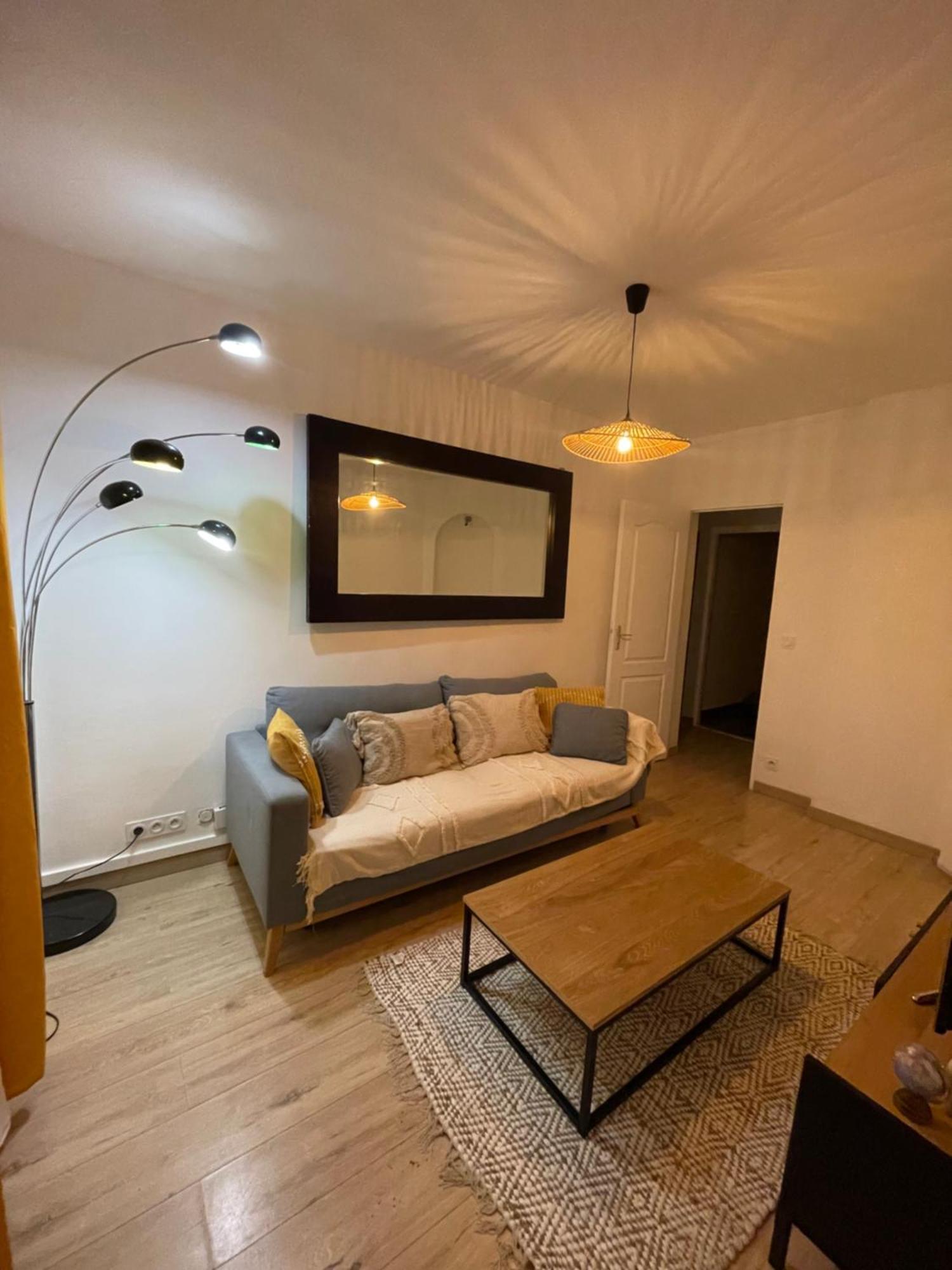 Bel Entierement Equipe Apartment Aubervilliers